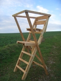 Klappbare Ansitzleiter